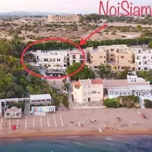Apartment Bahari Beachfront Selinunte, Marinella di Selinunte